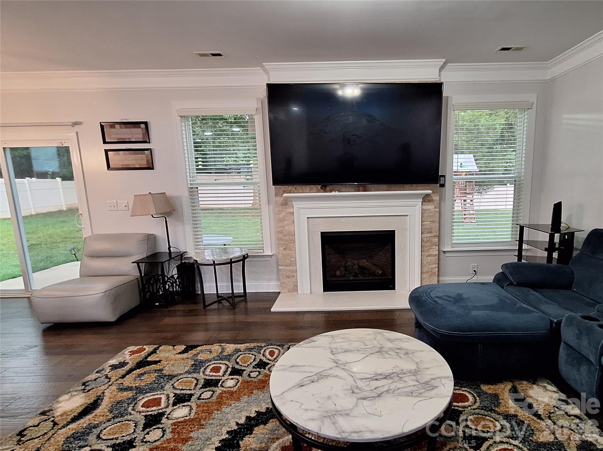 8207 Shady Pond Drive — Charlotte