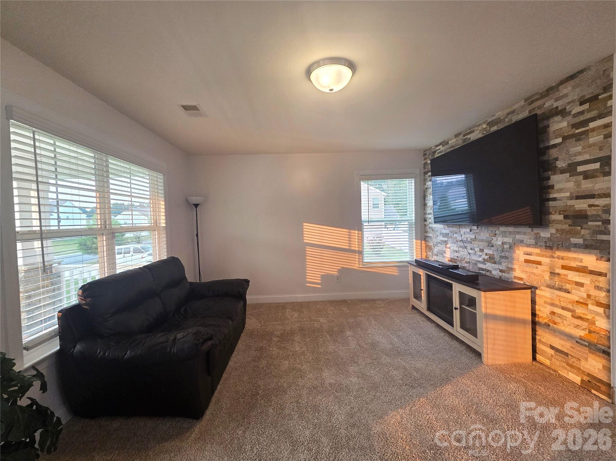 8207 Shady Pond Drive — Charlotte