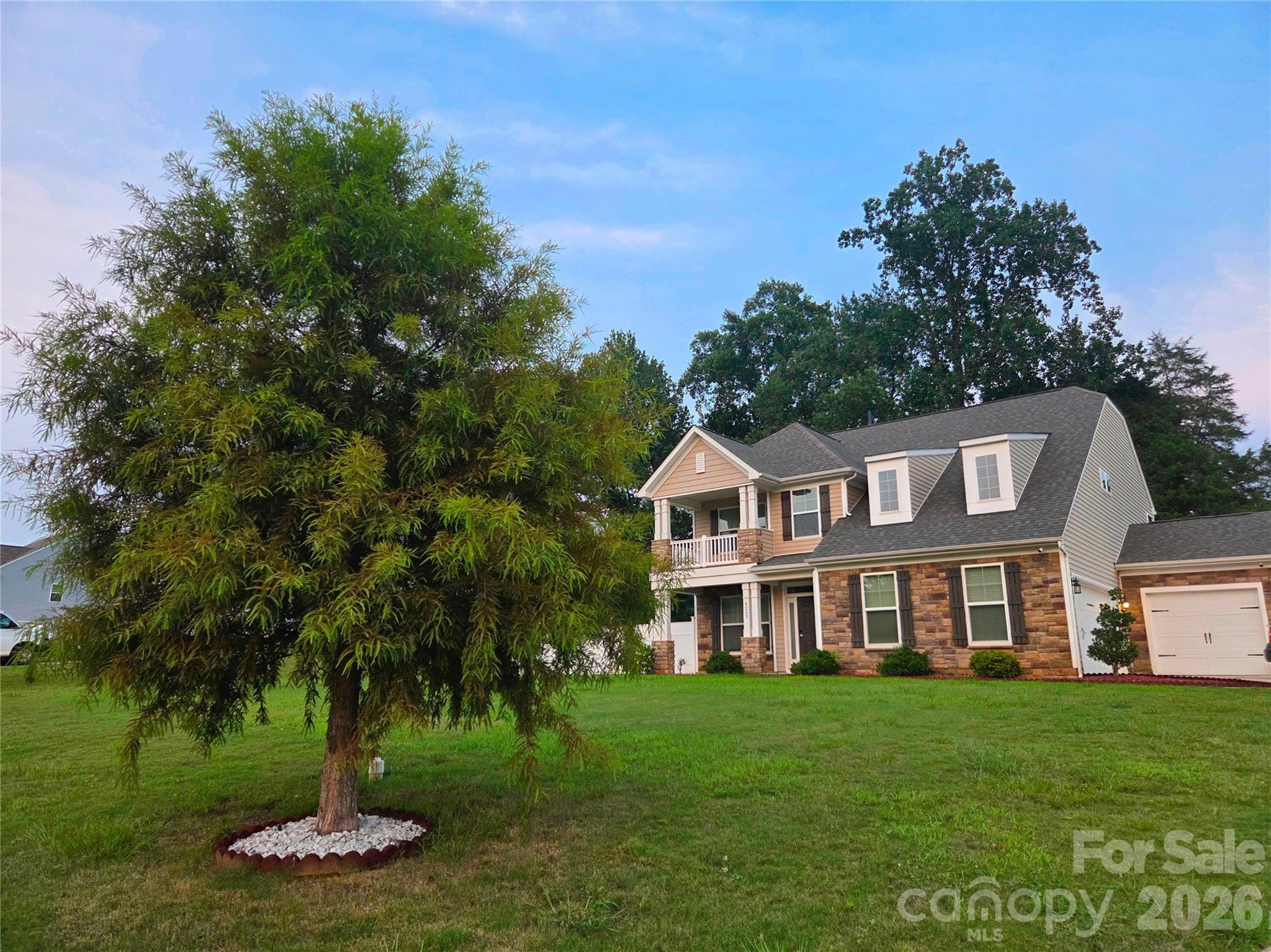 8207 Shady Pond Drive — Charlotte