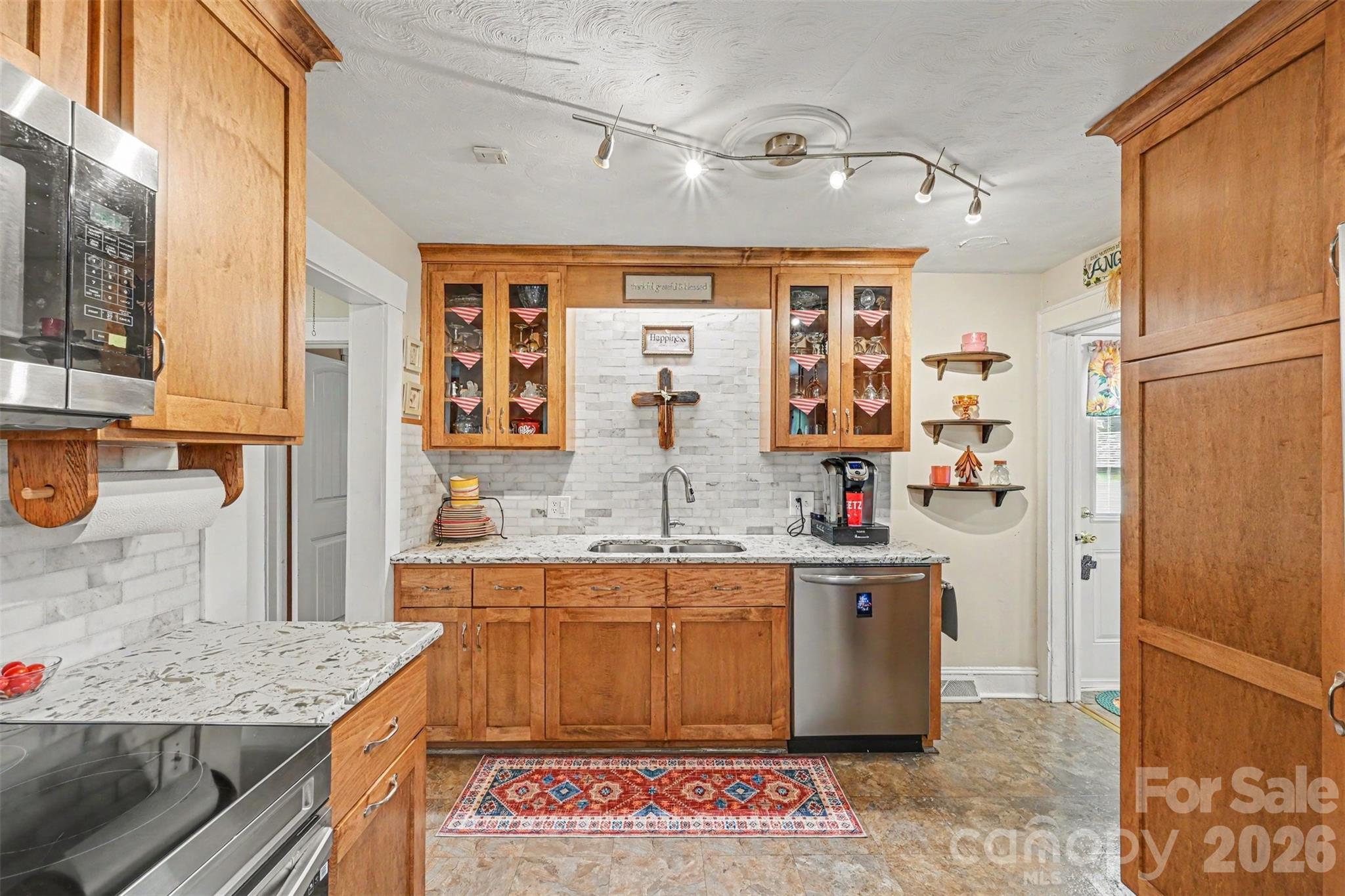 3748 Camp Stewart Road — Charlotte