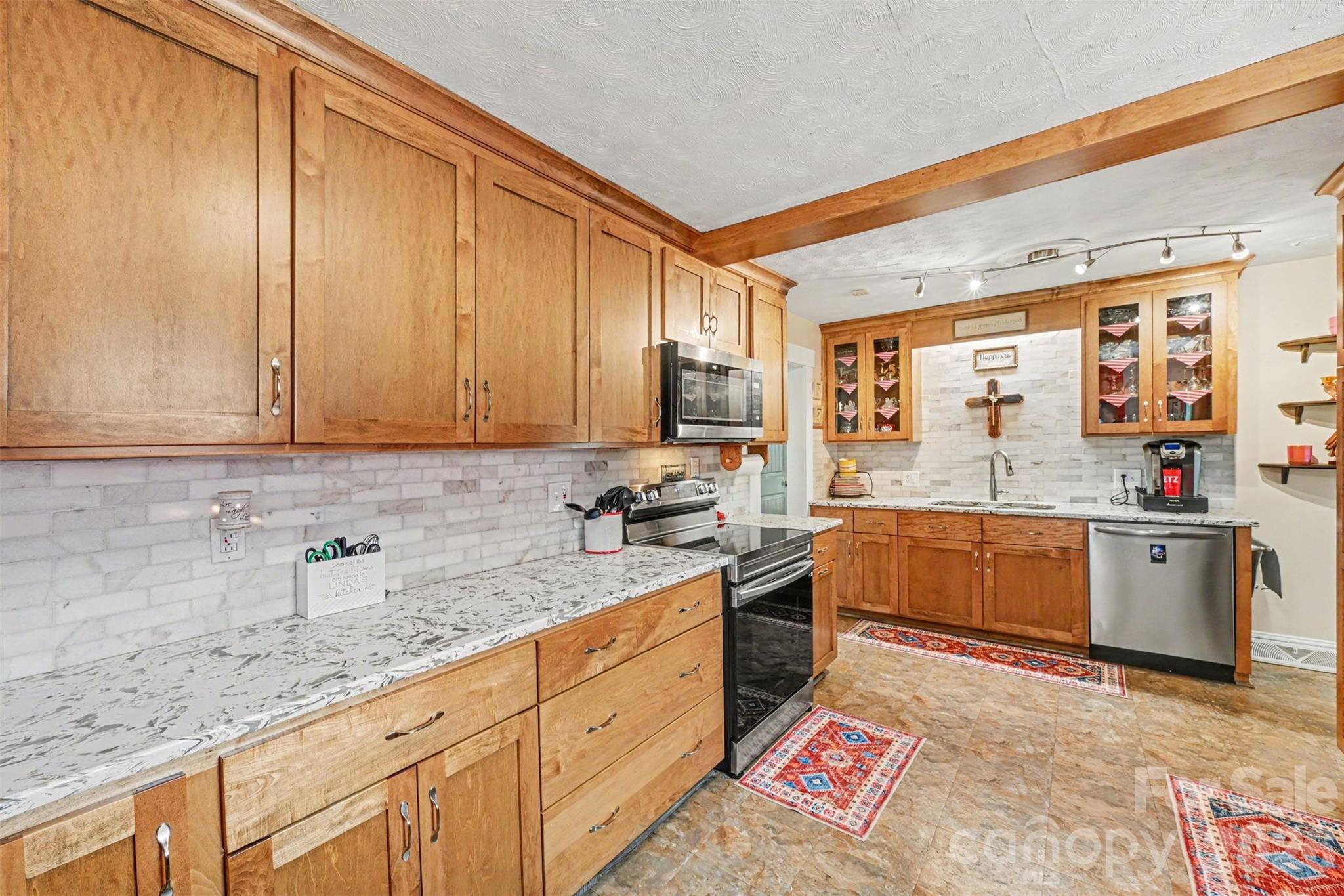 3748 Camp Stewart Road — Charlotte