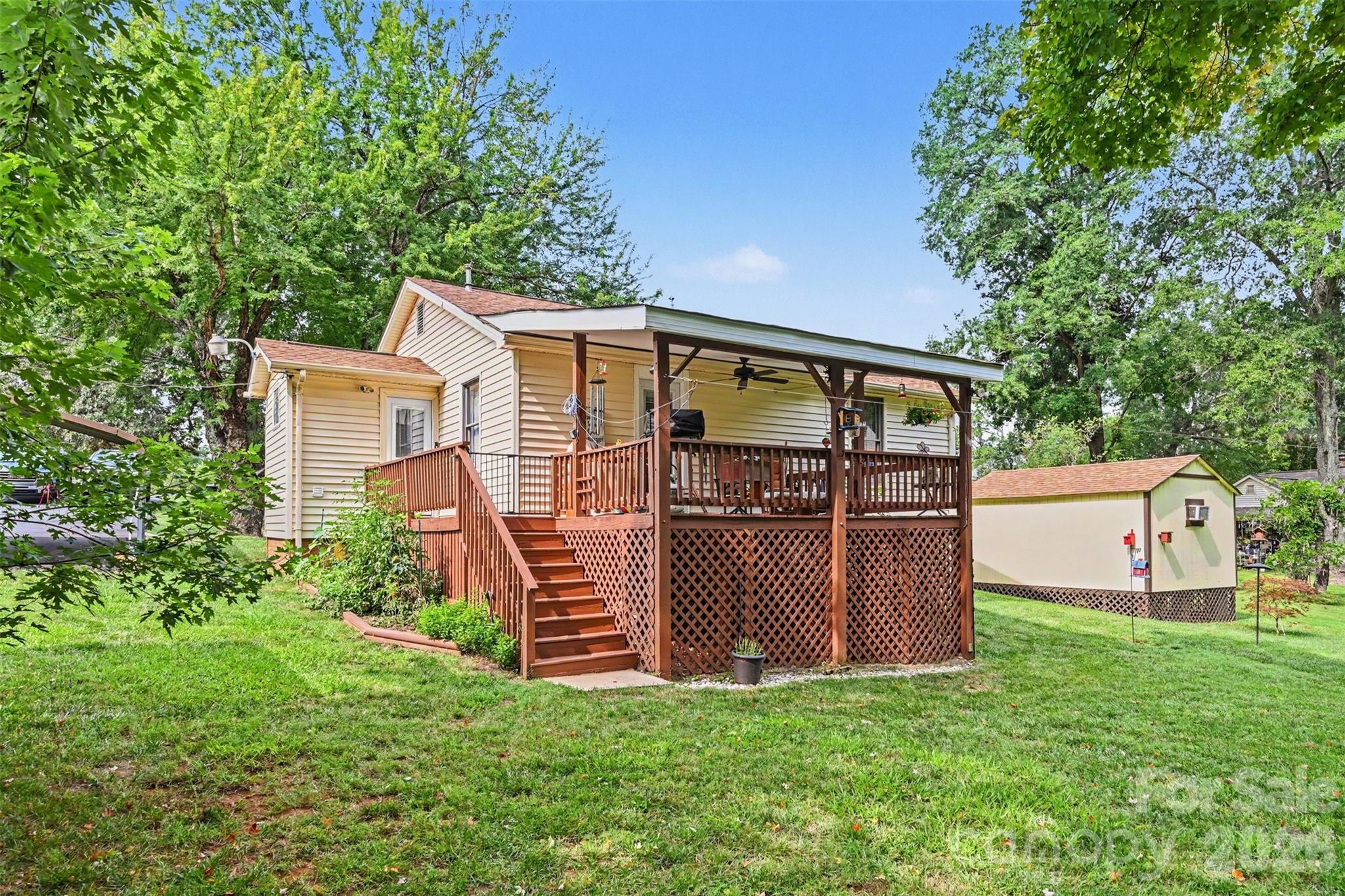 3748 Camp Stewart Road — Charlotte