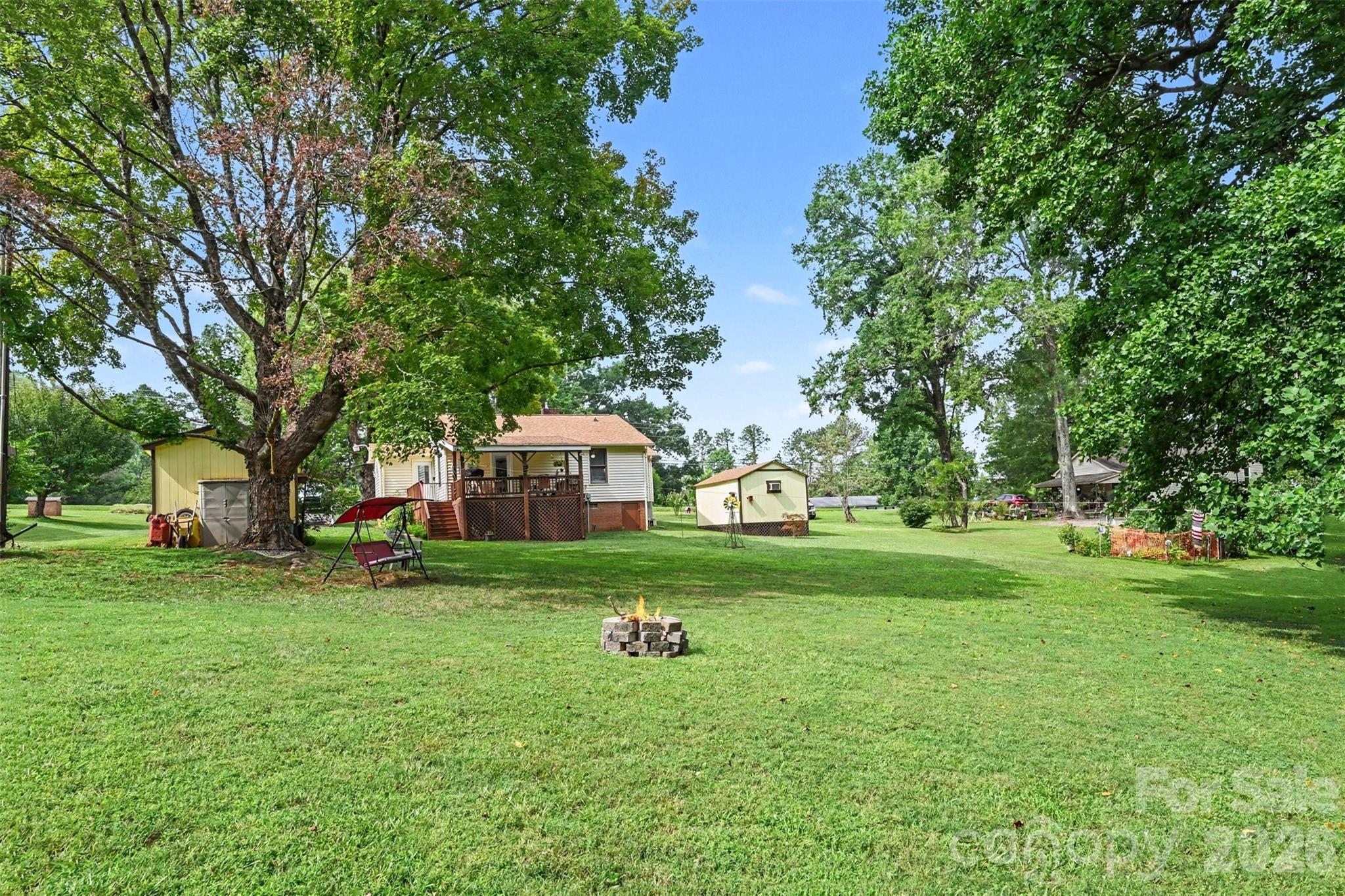 3748 Camp Stewart Road — Charlotte