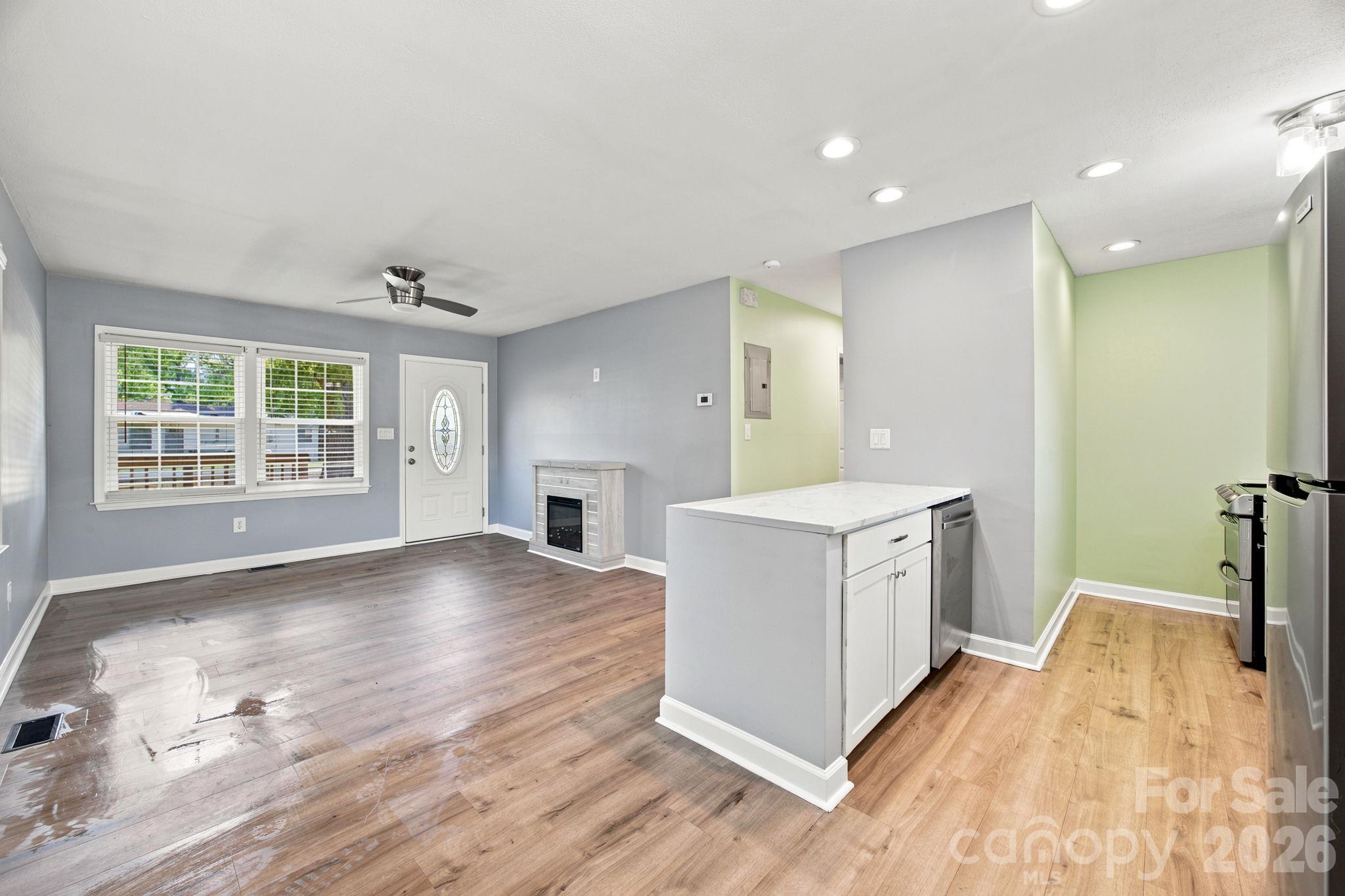 400 Olin Drive — Waxhaw