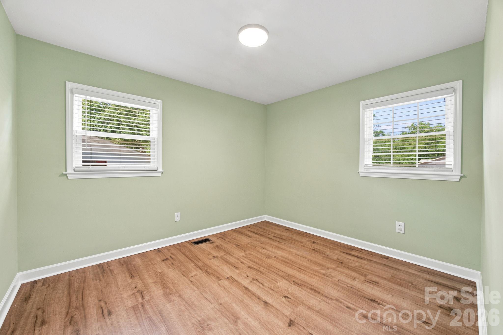 400 Olin Drive — Waxhaw