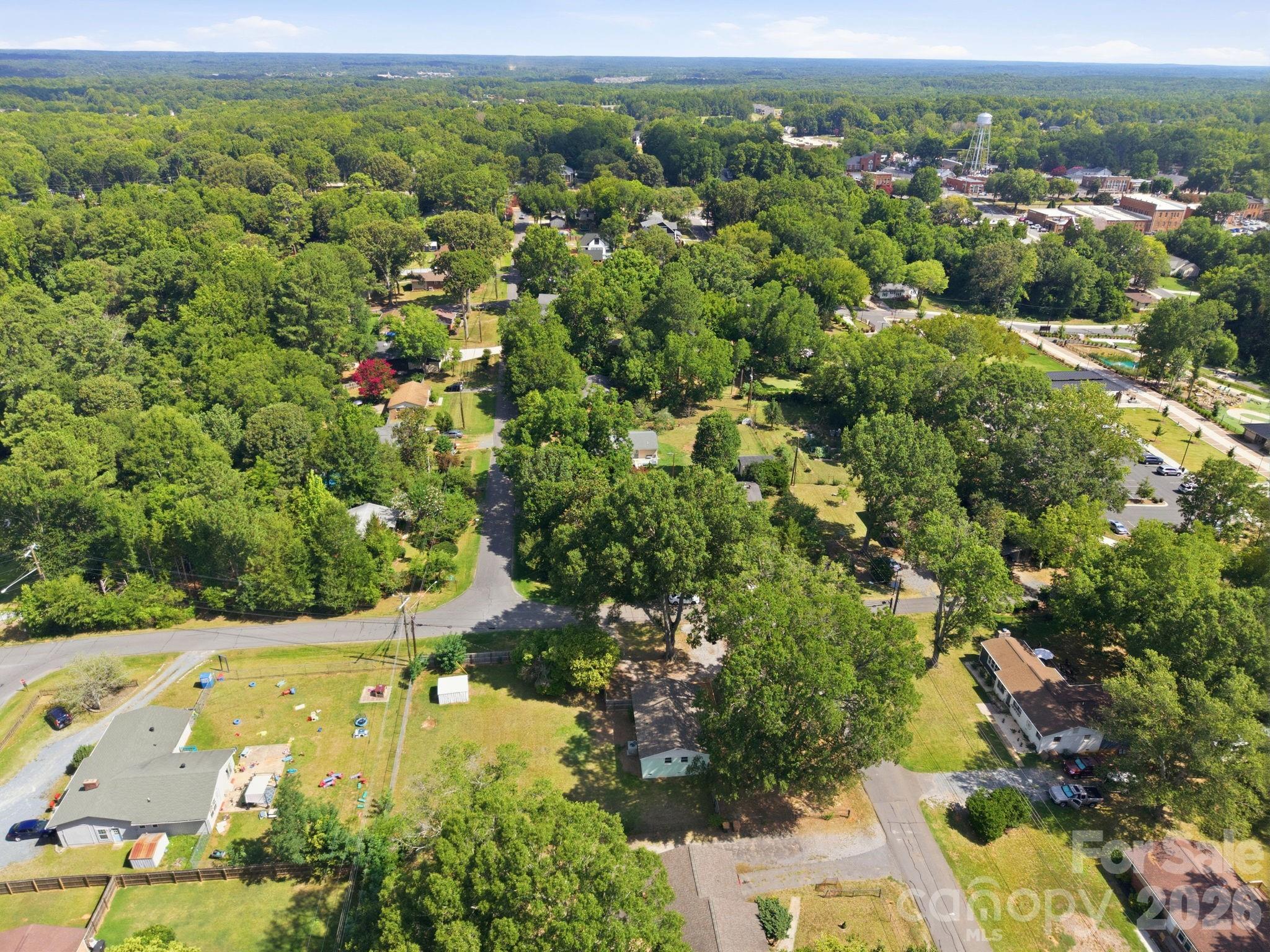 400 Olin Drive — Waxhaw