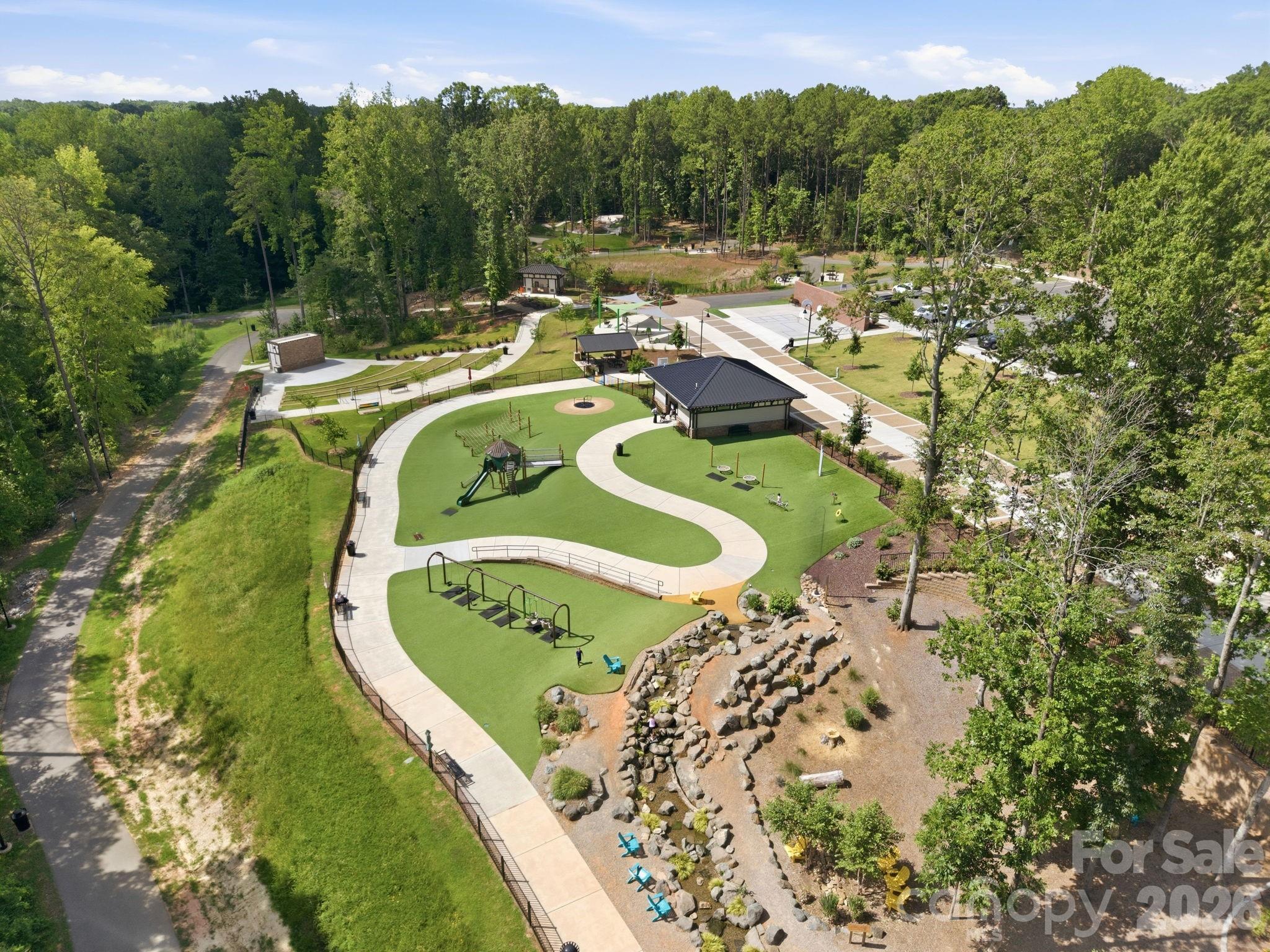 400 Olin Drive — Waxhaw