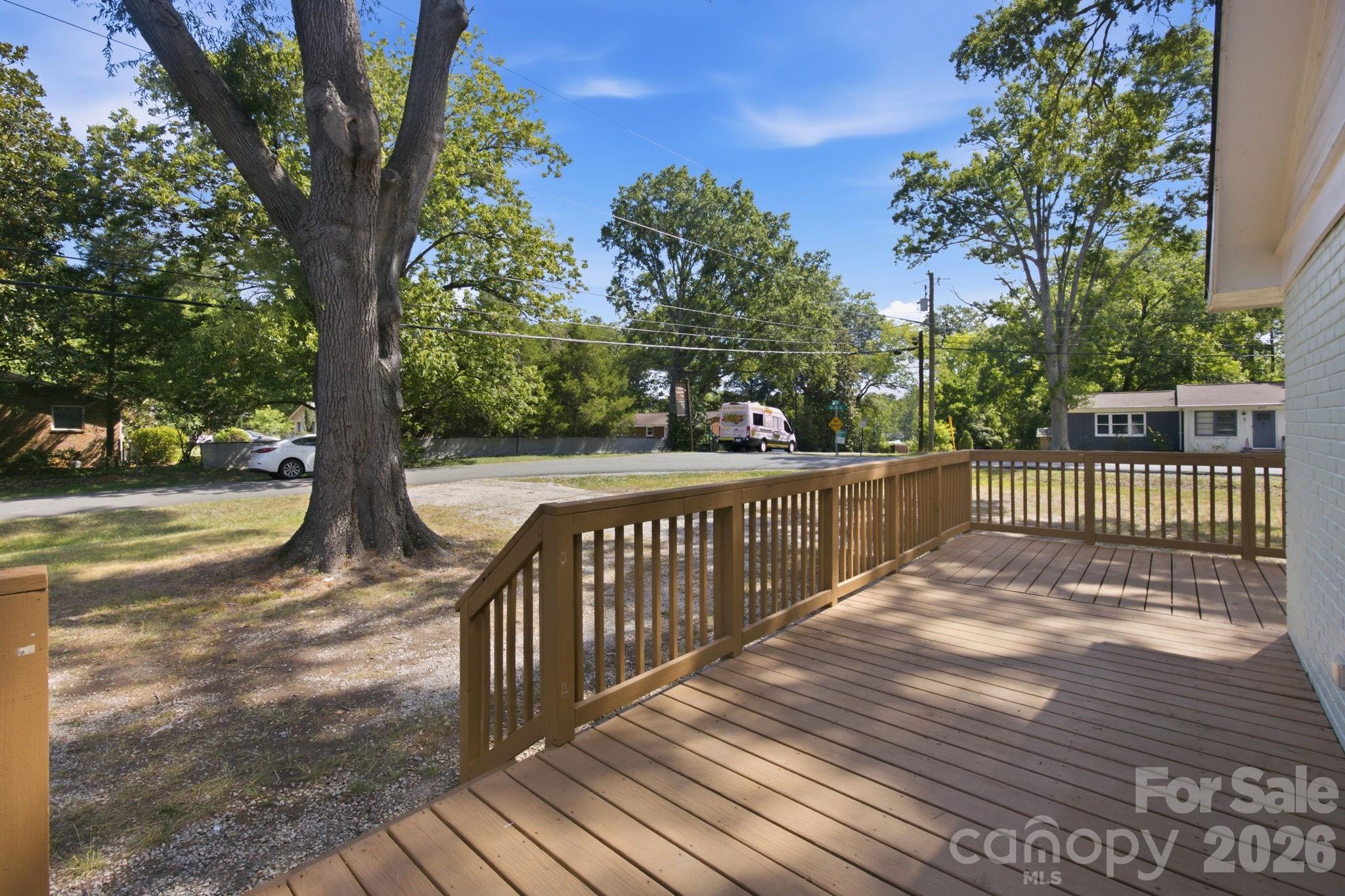 400 Olin Drive — Waxhaw