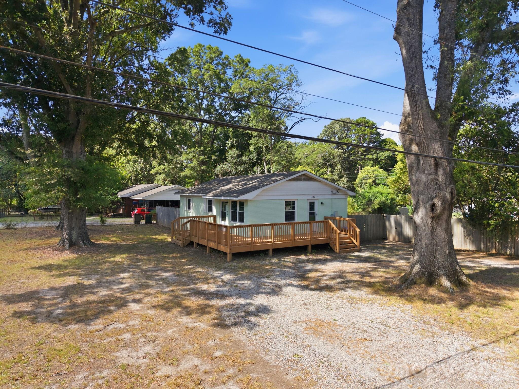400 Olin Drive — Waxhaw