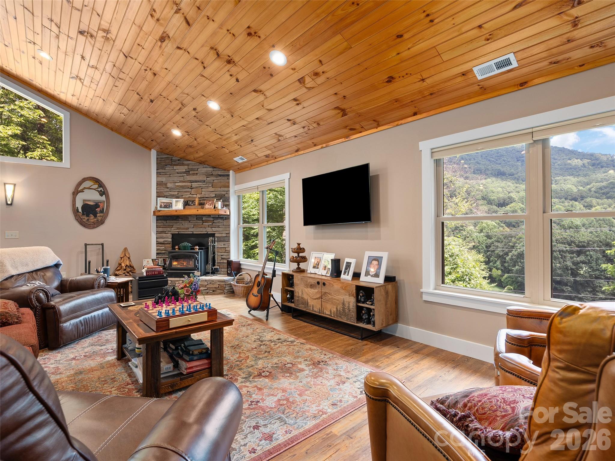 39 Maplewood Drive — Maggie Valley