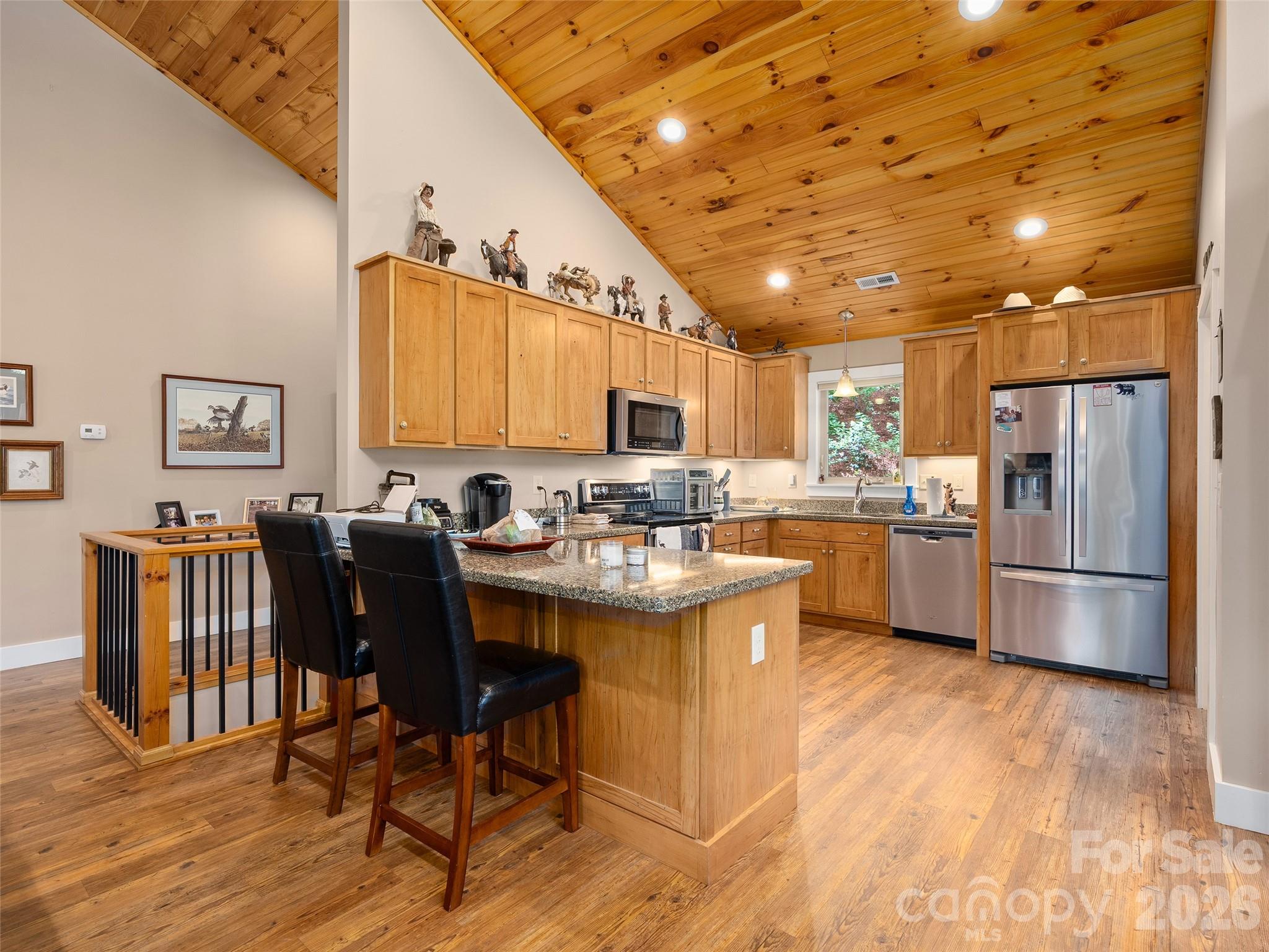 39 Maplewood Drive — Maggie Valley