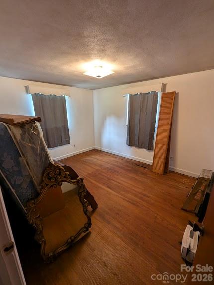 4835 Salisbury Street — Hickory