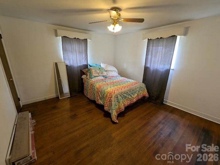4835 Salisbury Street — Hickory