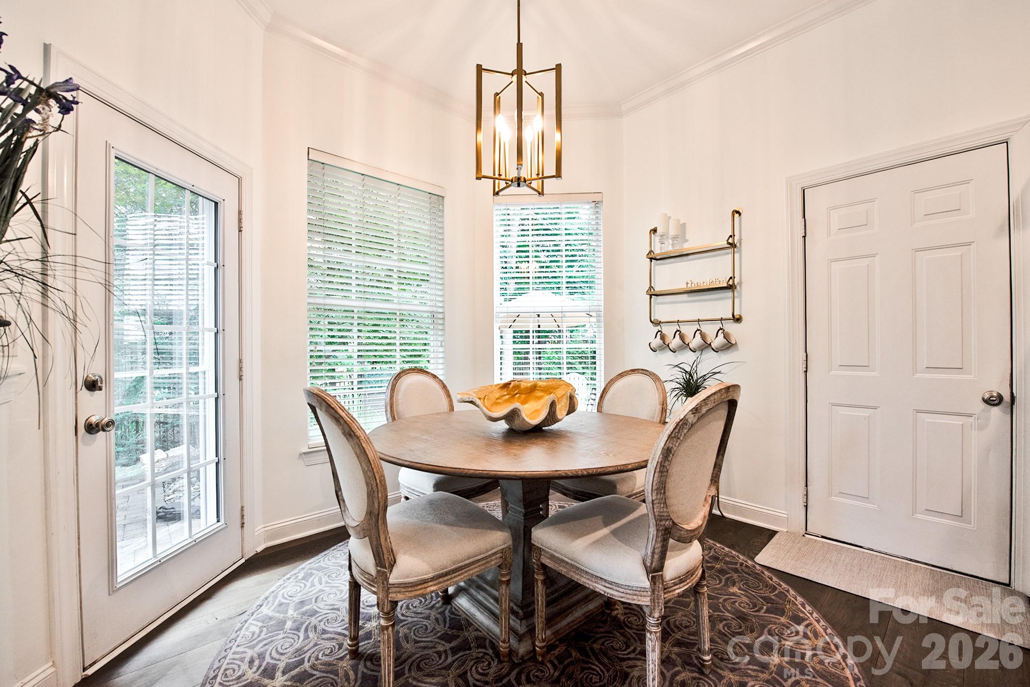10912 Owl Nest Lane — Charlotte