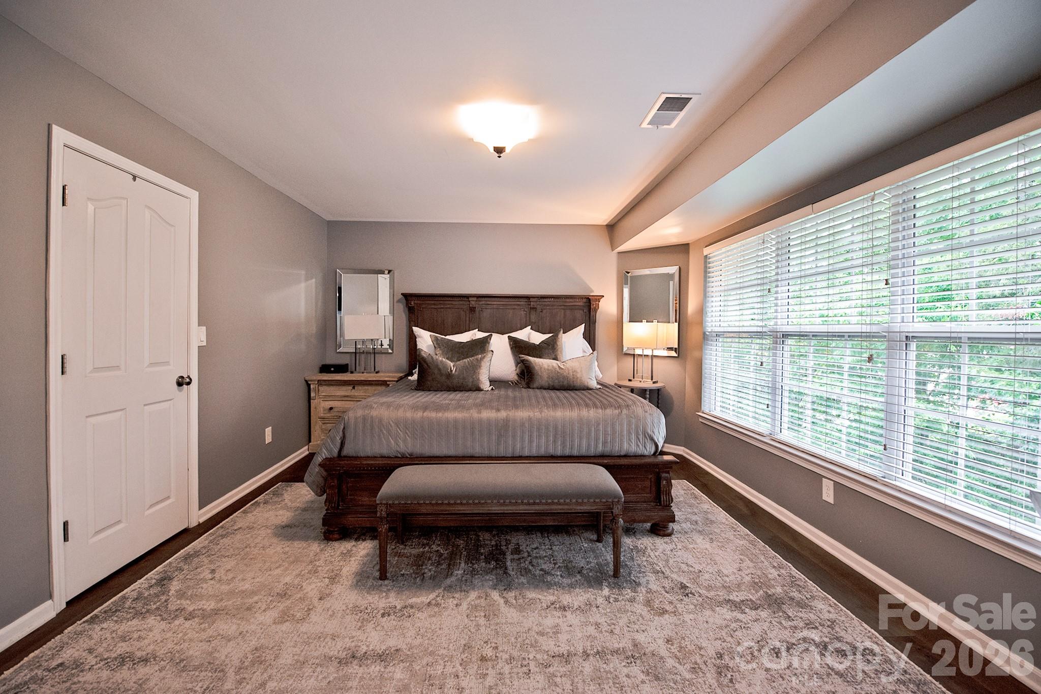 10912 Owl Nest Lane — Charlotte