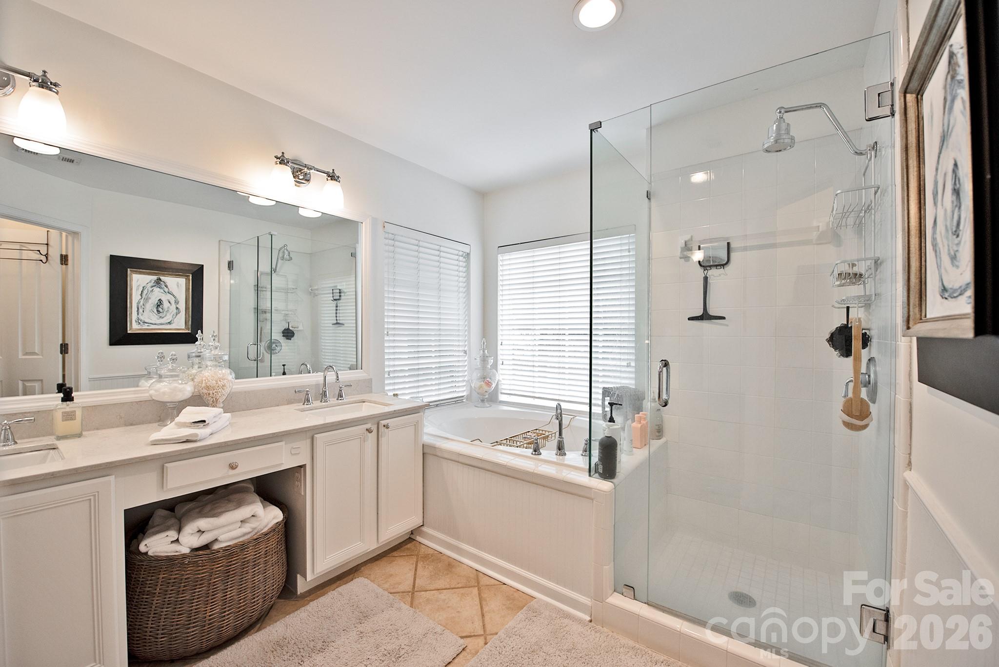 10912 Owl Nest Lane — Charlotte