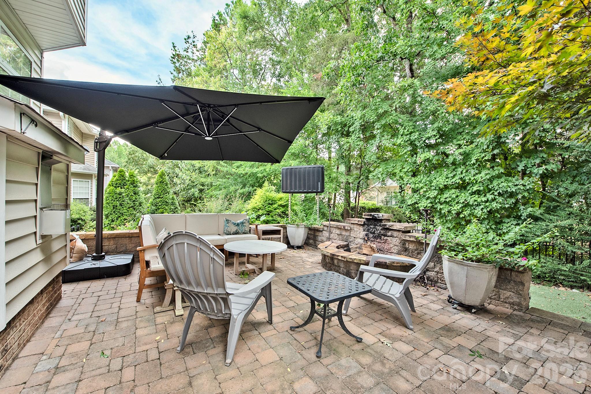 10912 Owl Nest Lane — Charlotte