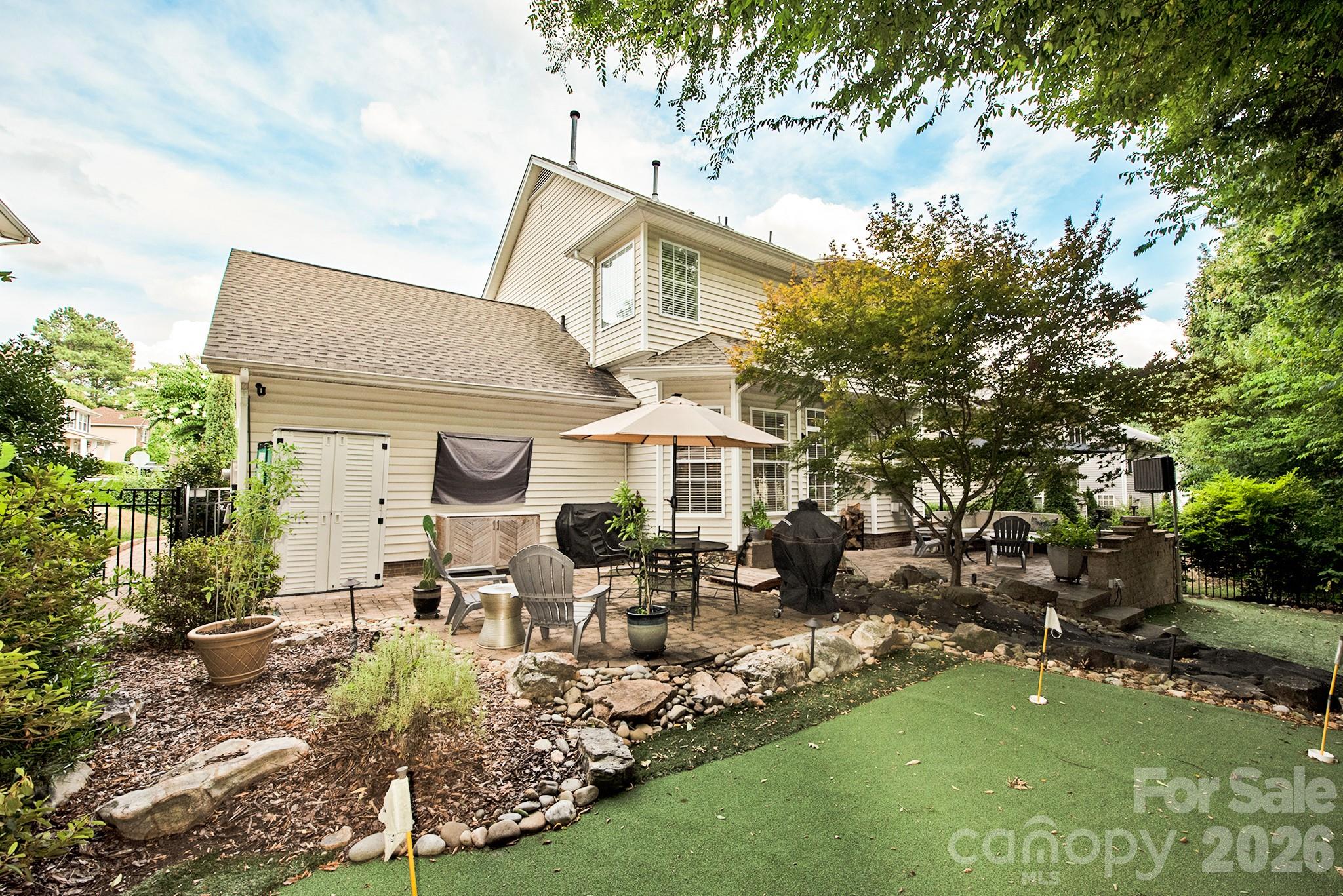 10912 Owl Nest Lane — Charlotte