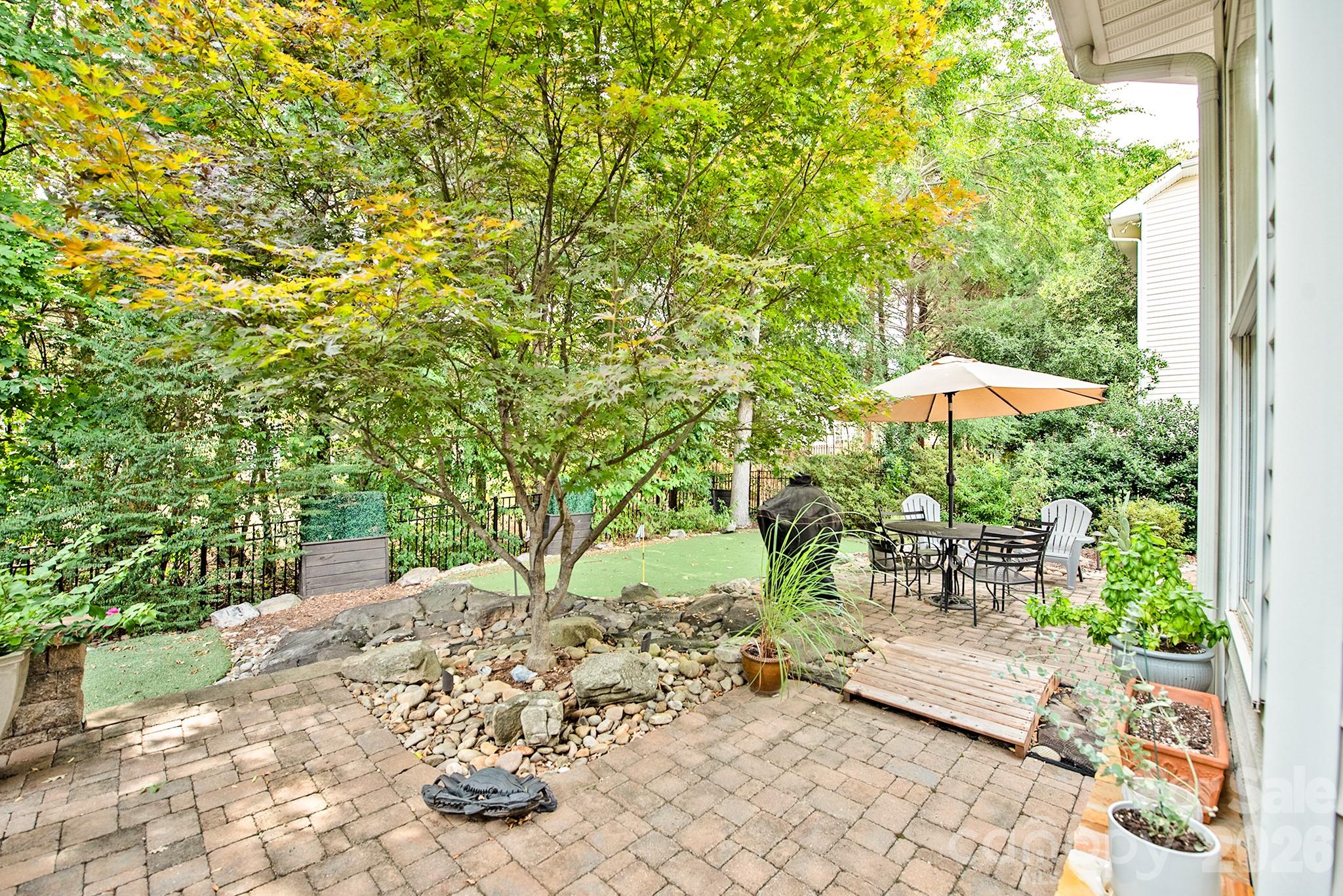 10912 Owl Nest Lane — Charlotte
