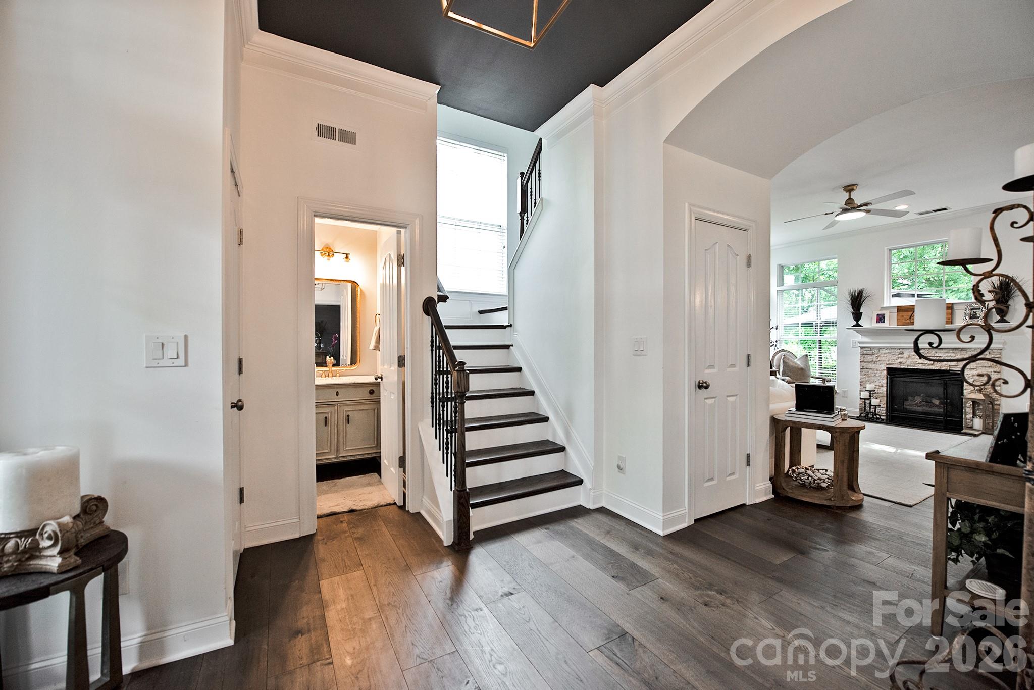 10912 Owl Nest Lane — Charlotte