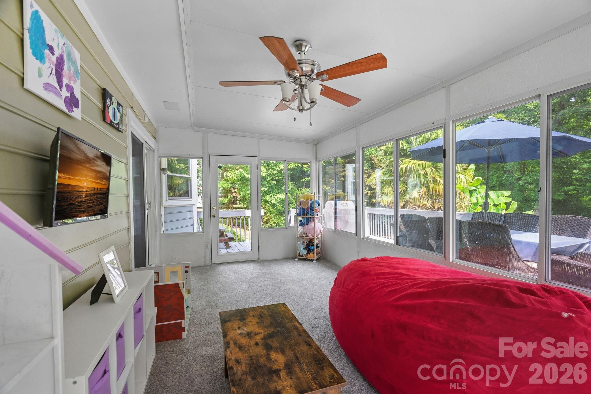 16214 Amber Field Drive — Huntersville