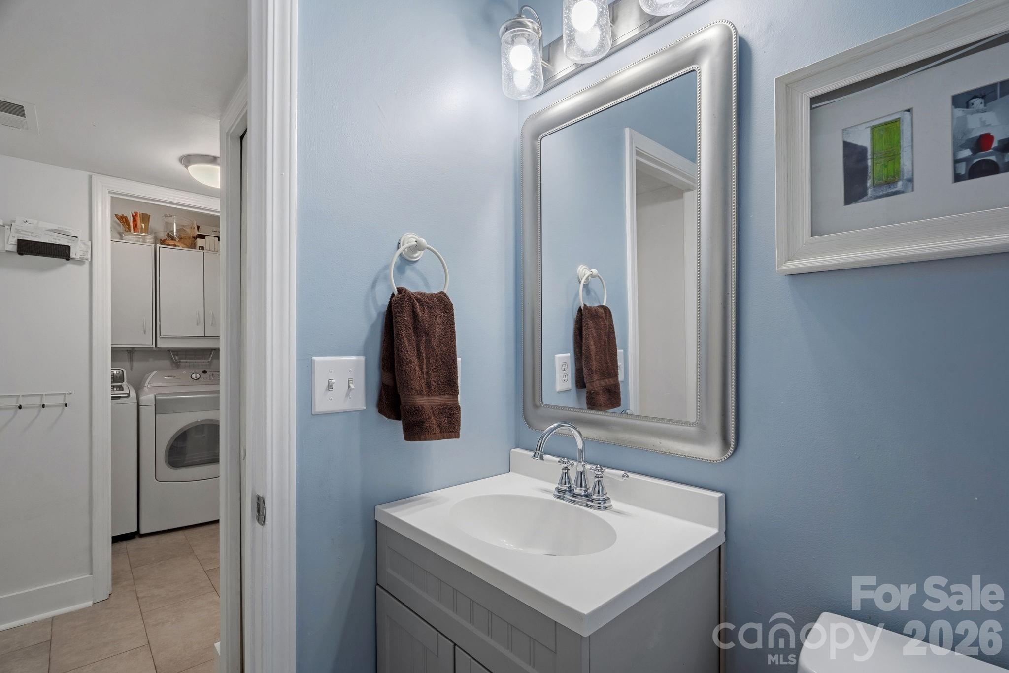 16214 Amber Field Drive — Huntersville