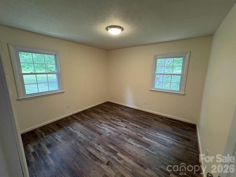 5406 CANTERBURY Road — Patterson Springs
