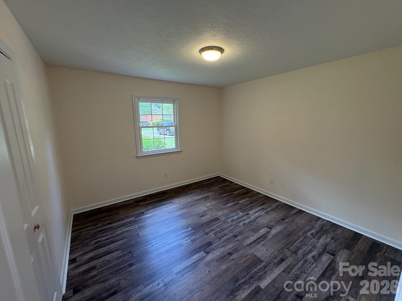 5406 CANTERBURY Road — Patterson Springs