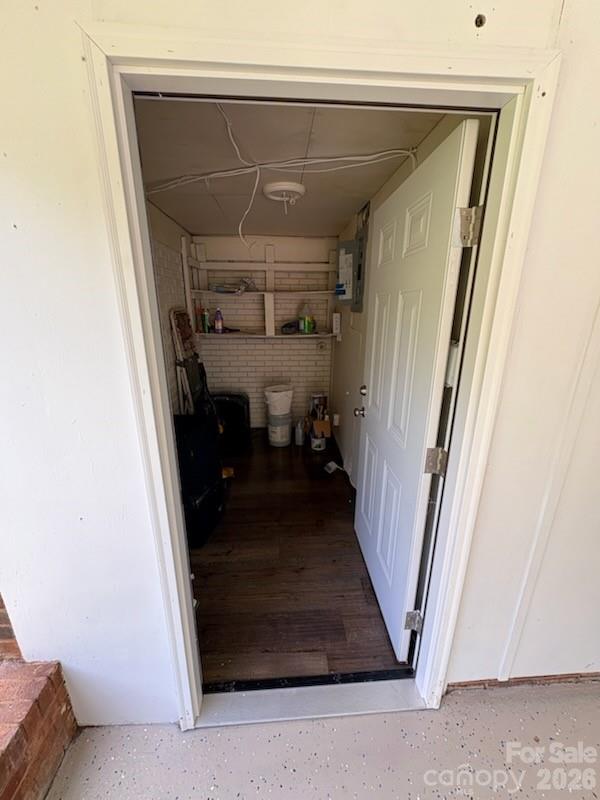 5406 CANTERBURY Road — Patterson Springs
