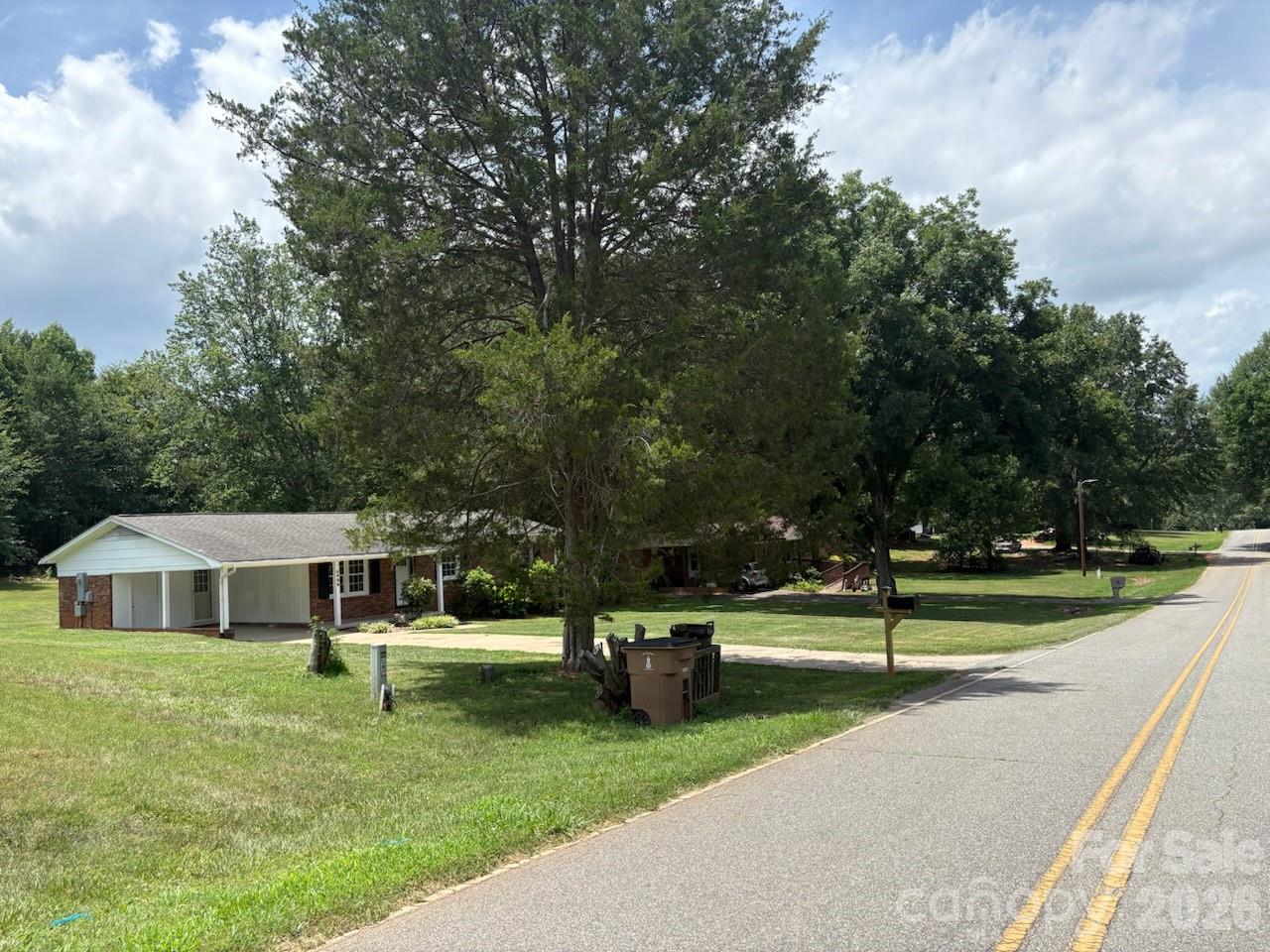 5406 CANTERBURY Road — Patterson Springs