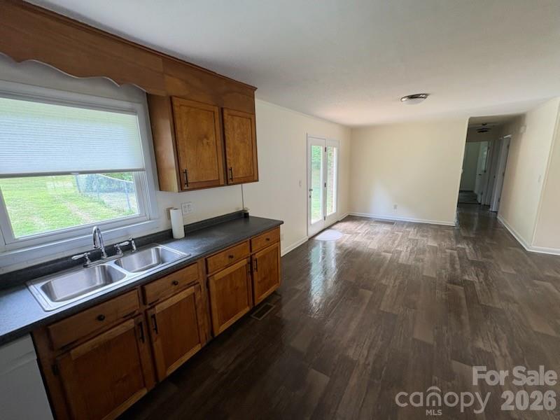 5406 CANTERBURY Road — Patterson Springs