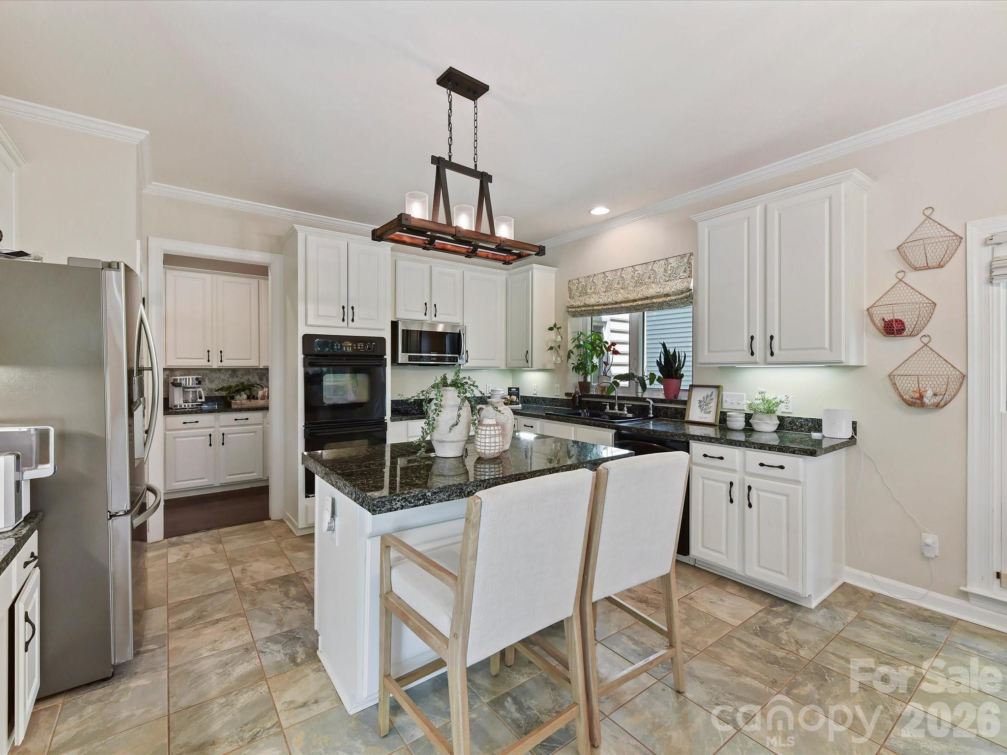 5222 Mcchesney Drive — Charlotte