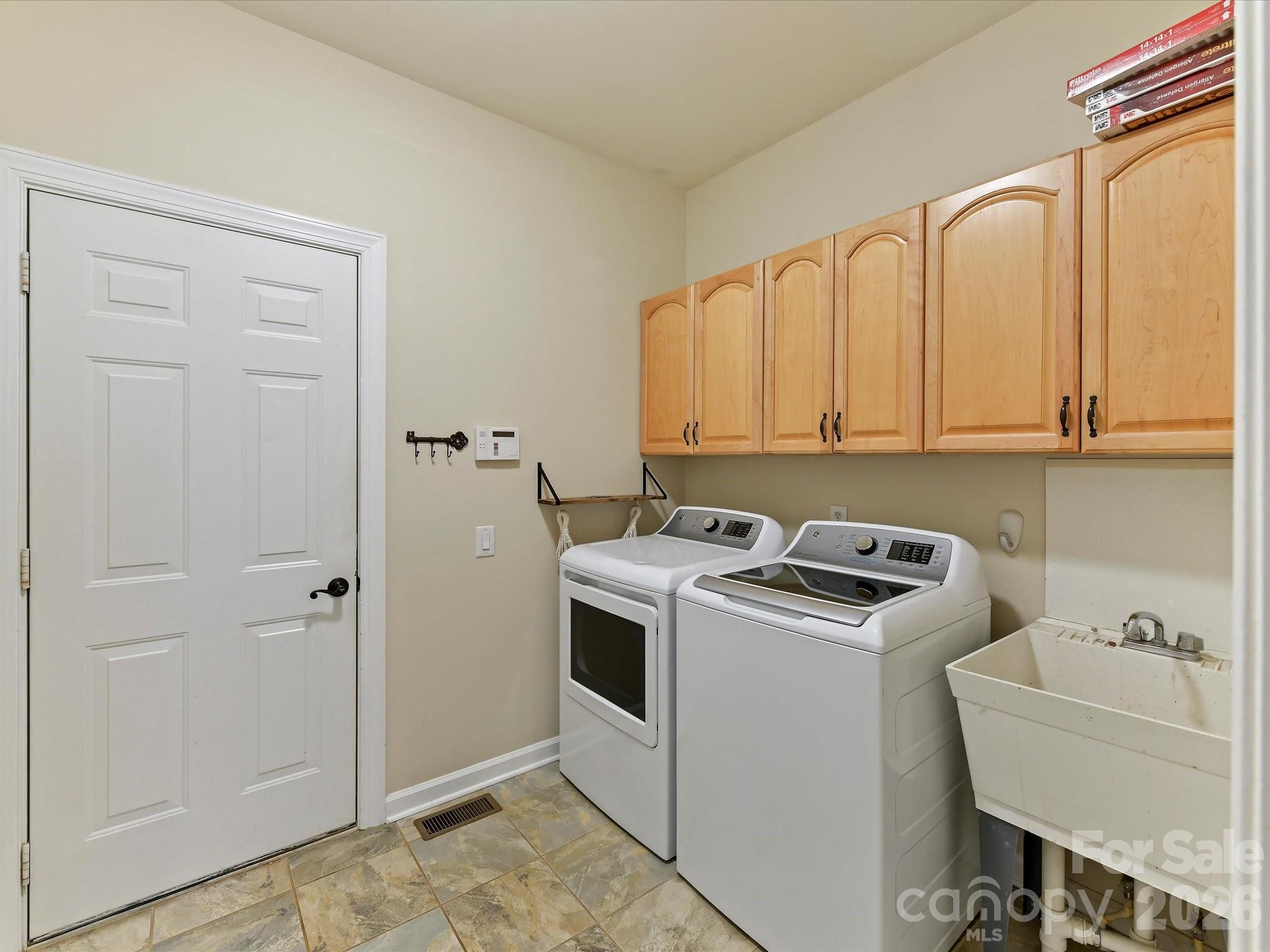 5222 Mcchesney Drive — Charlotte