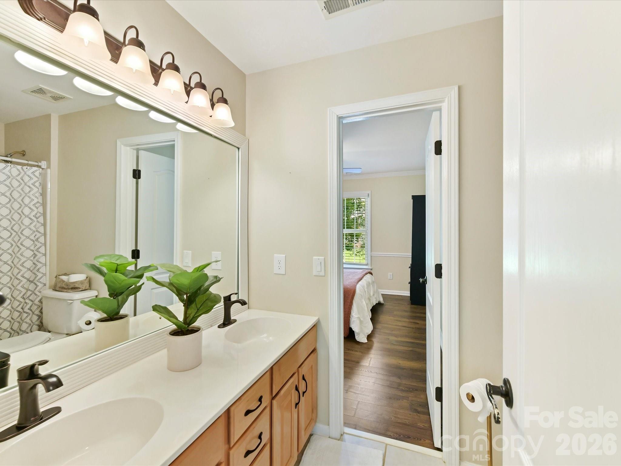 5222 Mcchesney Drive — Charlotte