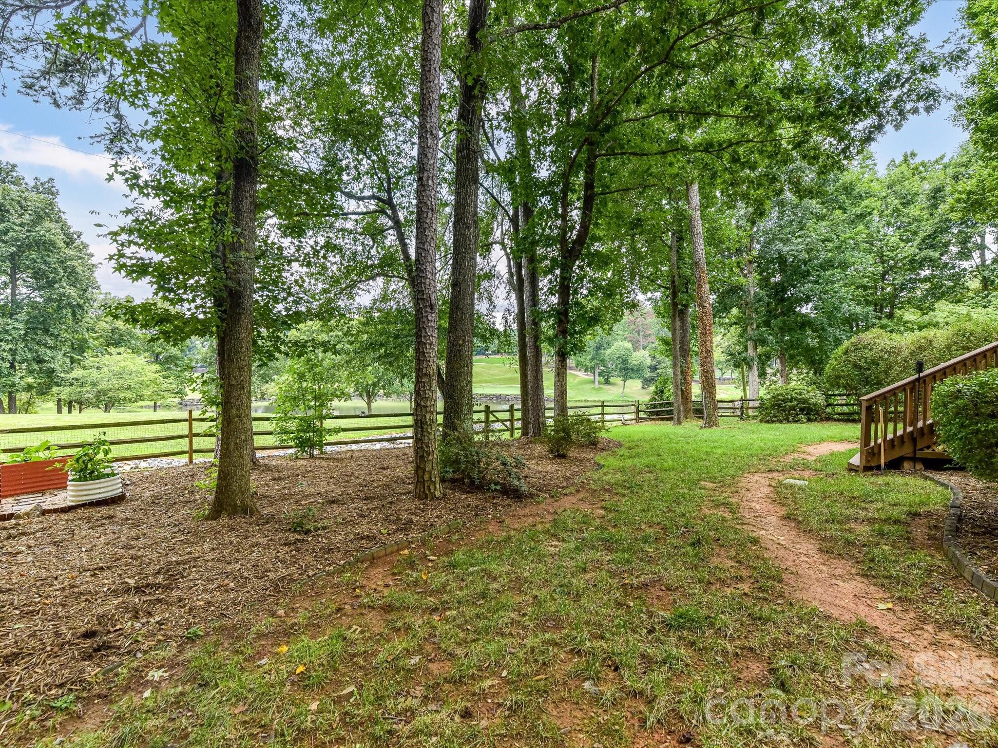 5222 Mcchesney Drive — Charlotte