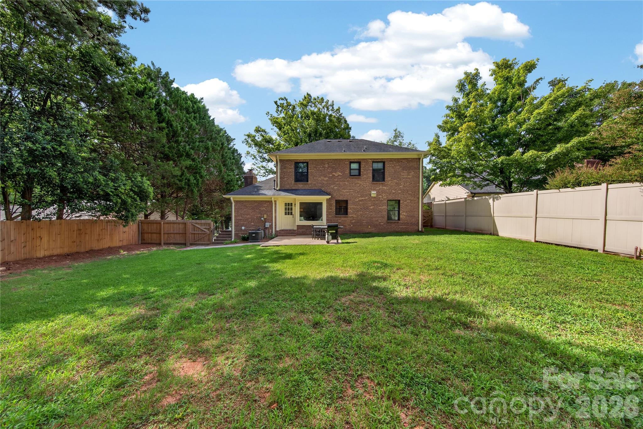 10412 Sardis Oaks Road — Charlotte