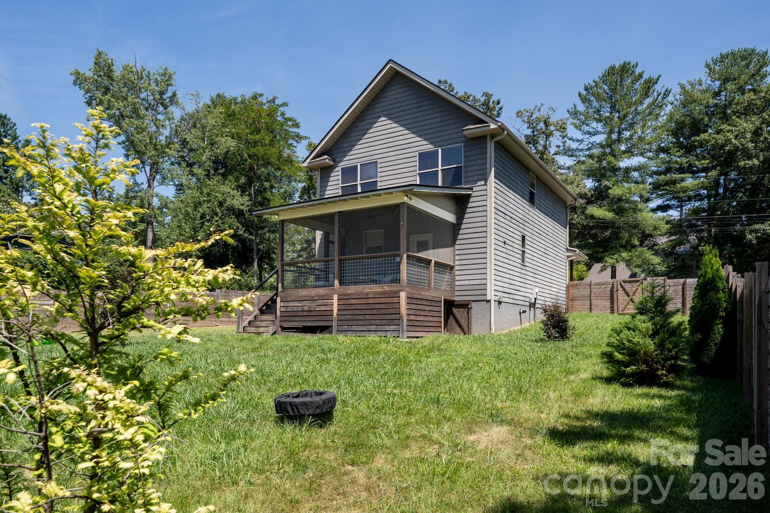 408 Old Haw Creek Road — Asheville