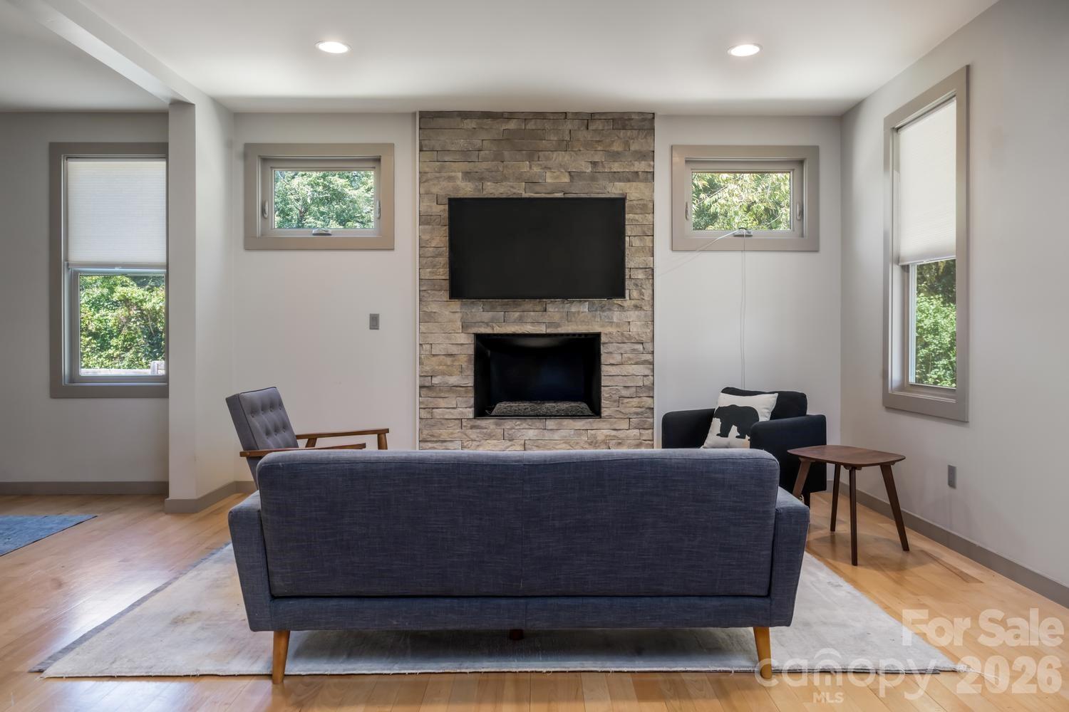 408 Old Haw Creek Road — Asheville
