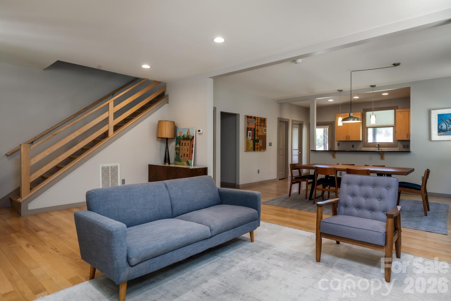 408 Old Haw Creek Road — Asheville