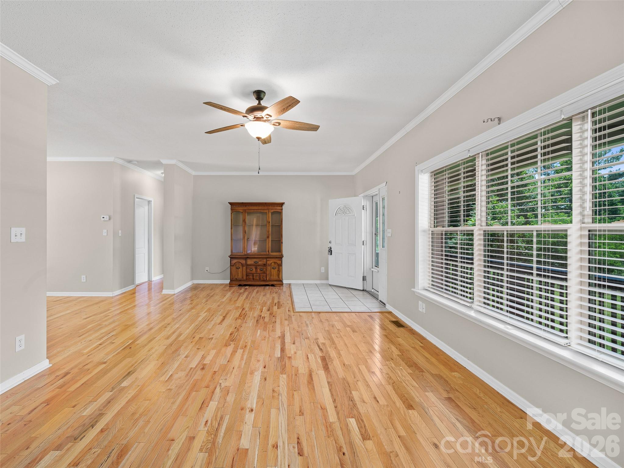 1470 Bear Creek Road — Bakersville