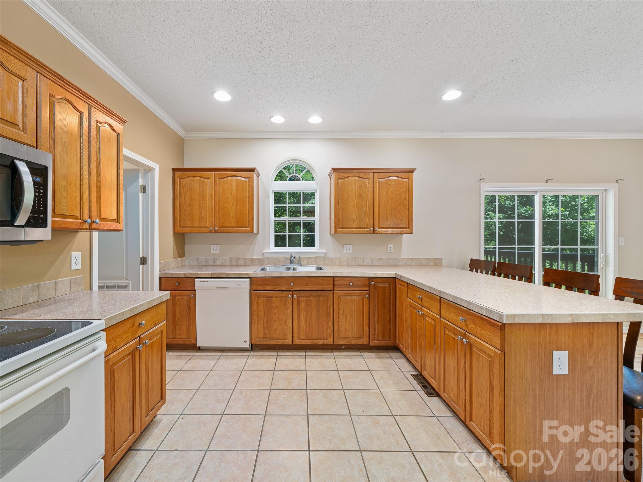 1470 Bear Creek Road — Bakersville