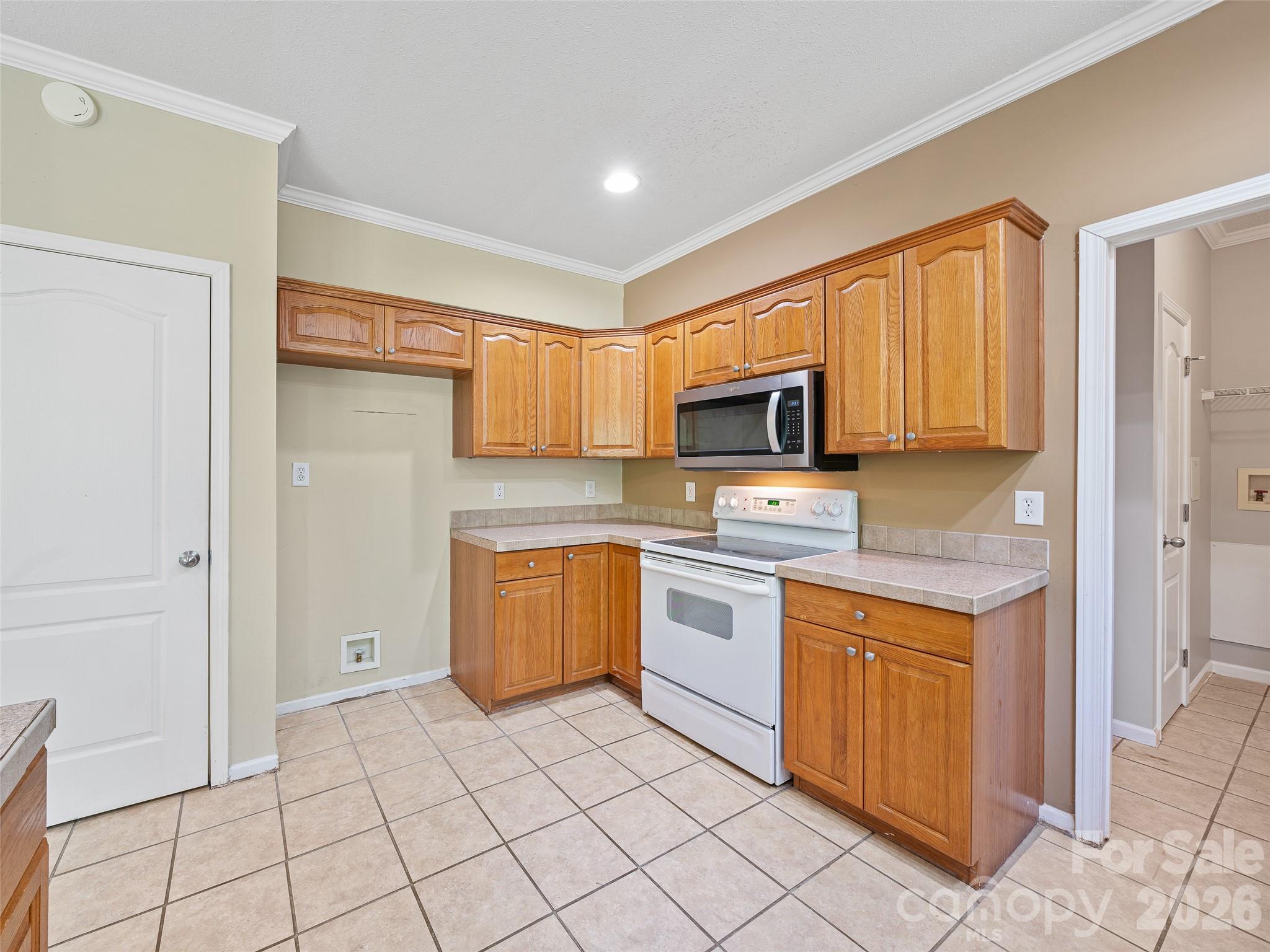1470 Bear Creek Road — Bakersville