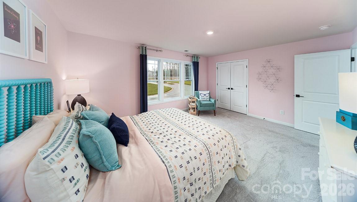 112 Rhuidean Court — Troutman