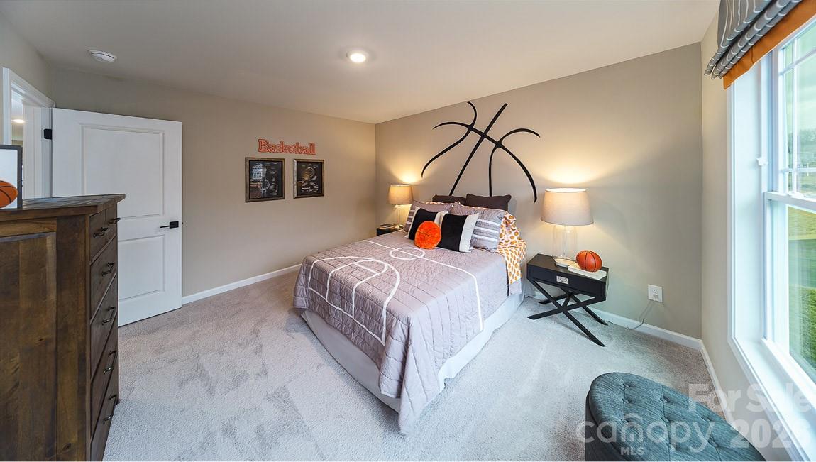 112 Rhuidean Court — Troutman