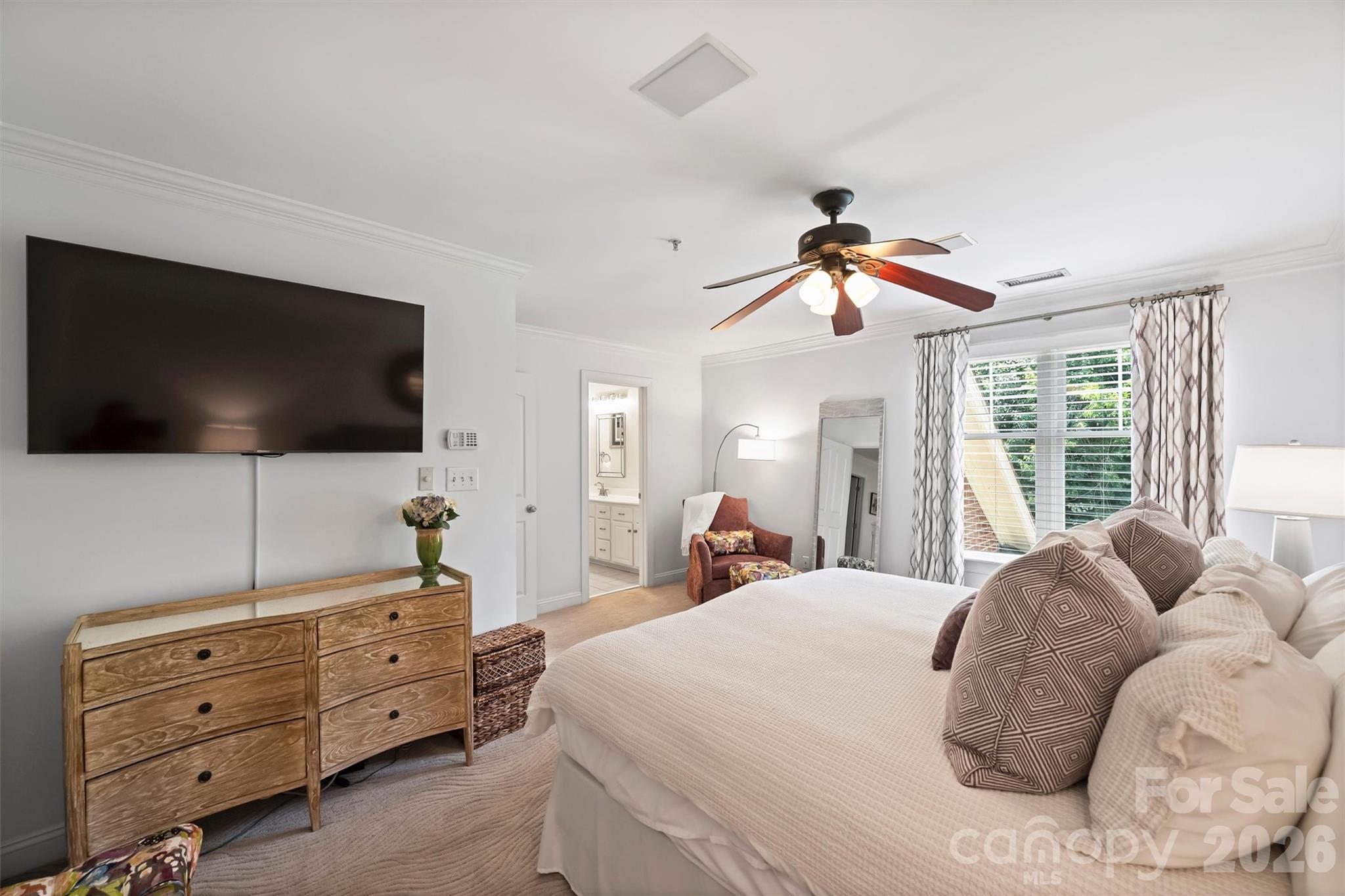 1144 Hampton Gardens Lane — Charlotte