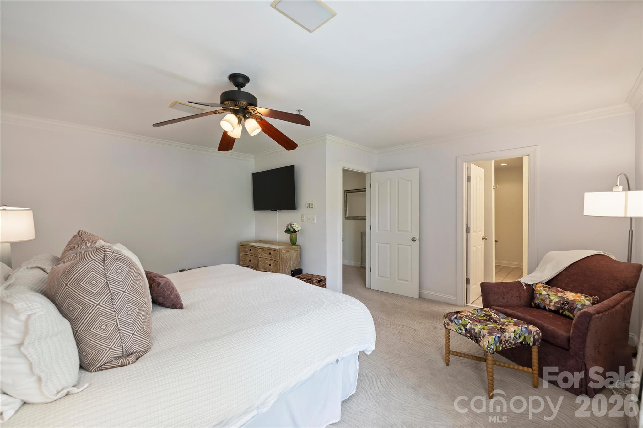 1144 Hampton Gardens Lane — Charlotte