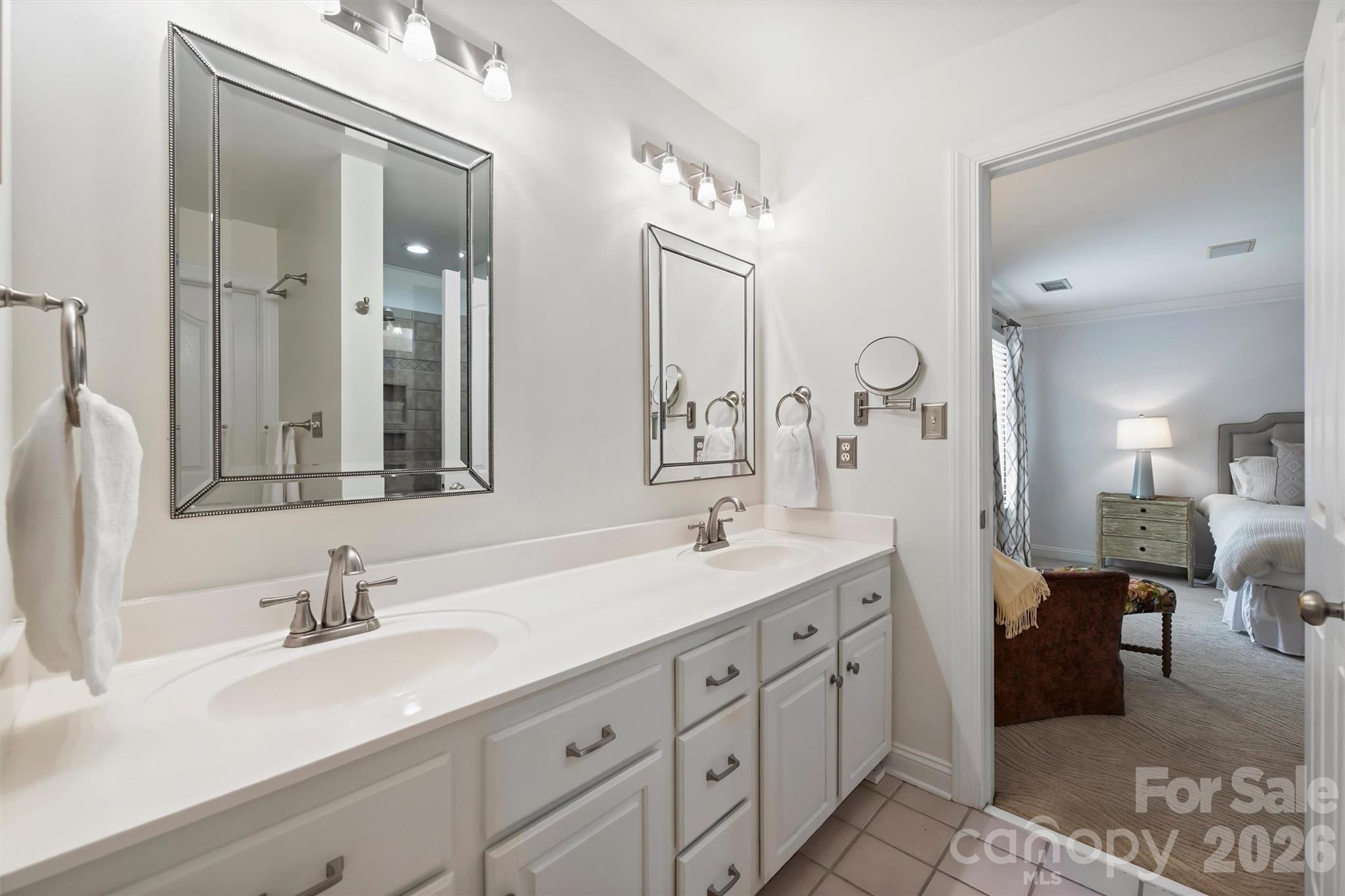 1144 Hampton Gardens Lane — Charlotte