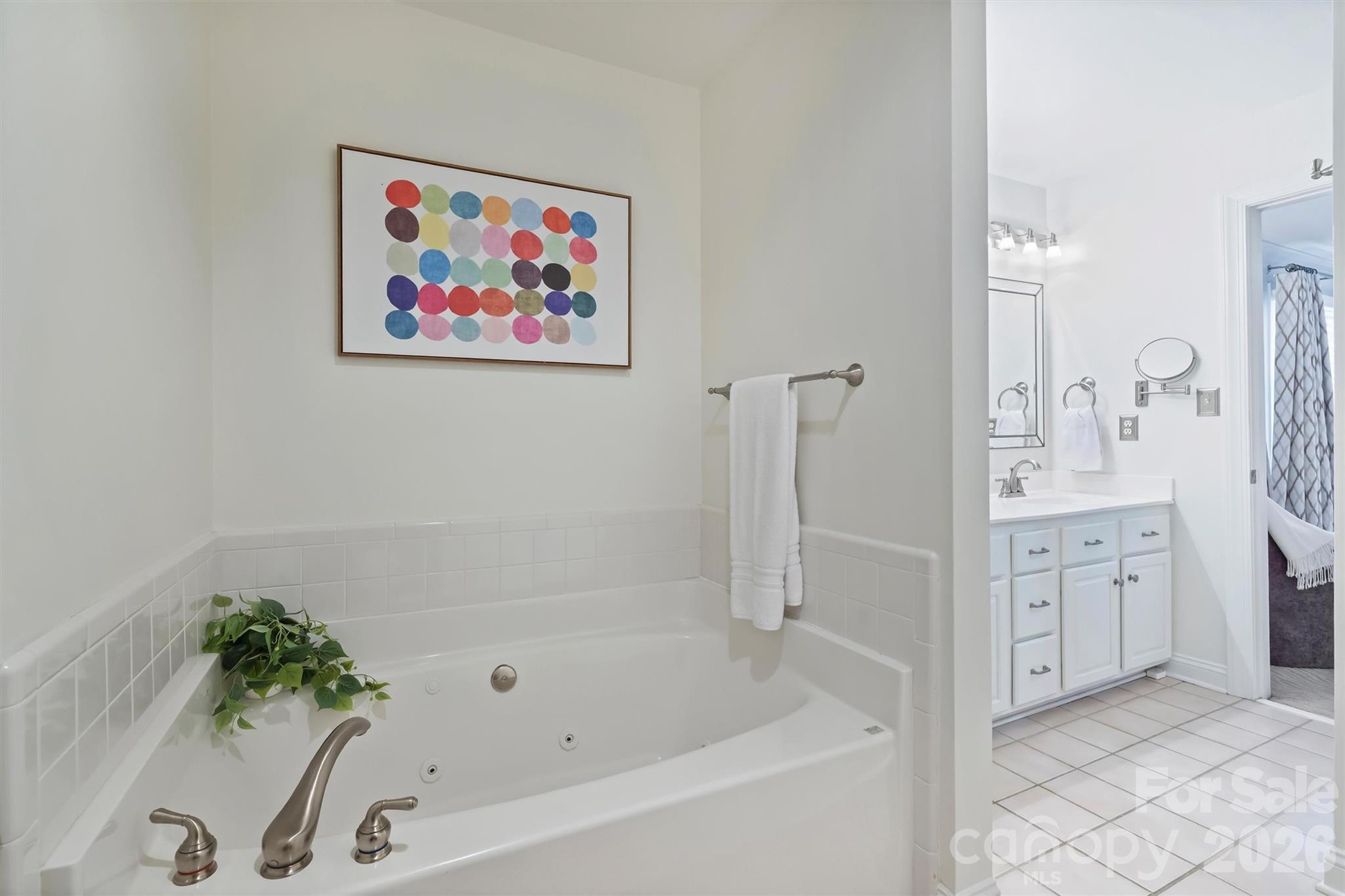 1144 Hampton Gardens Lane — Charlotte