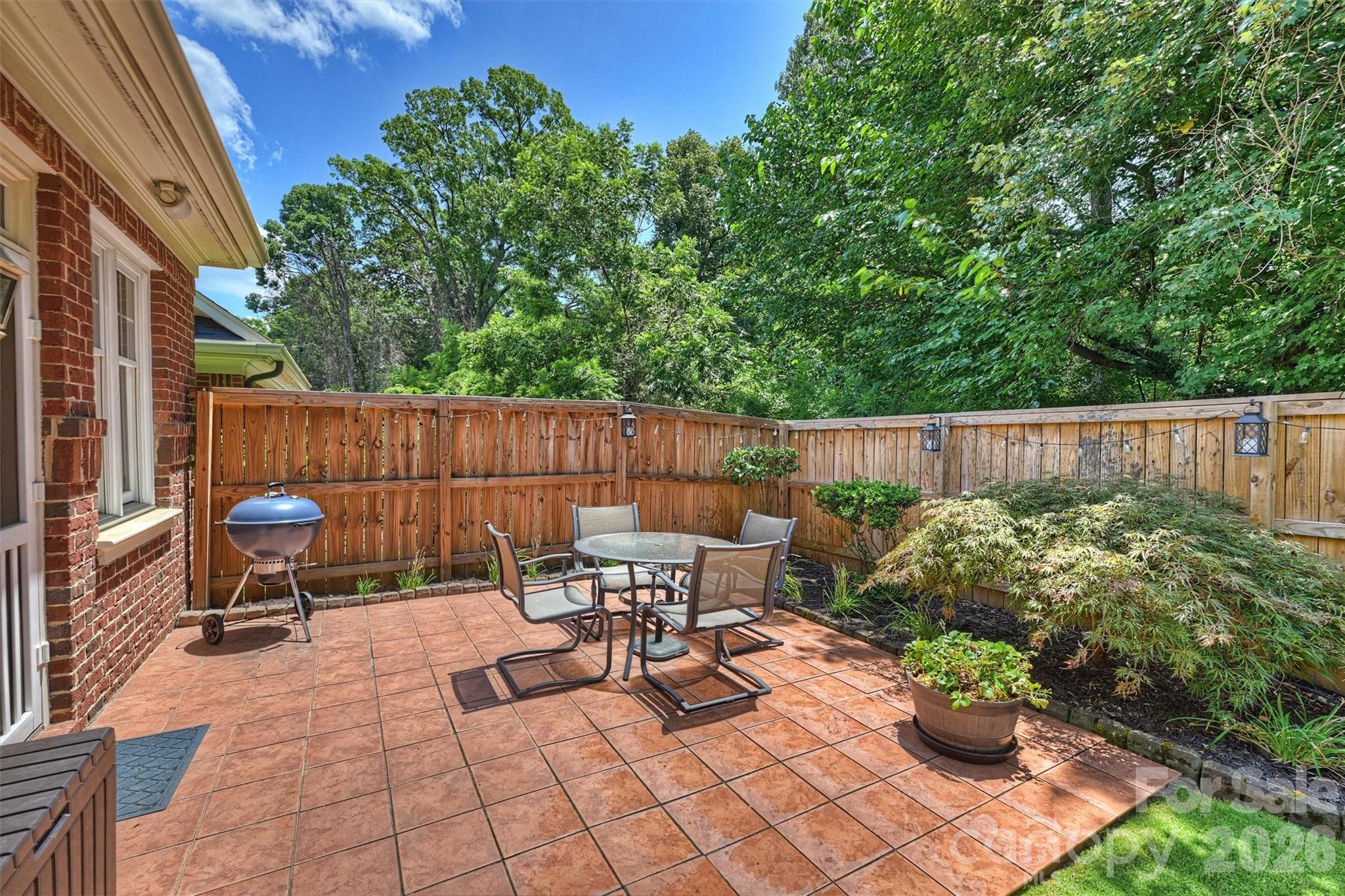 1144 Hampton Gardens Lane — Charlotte