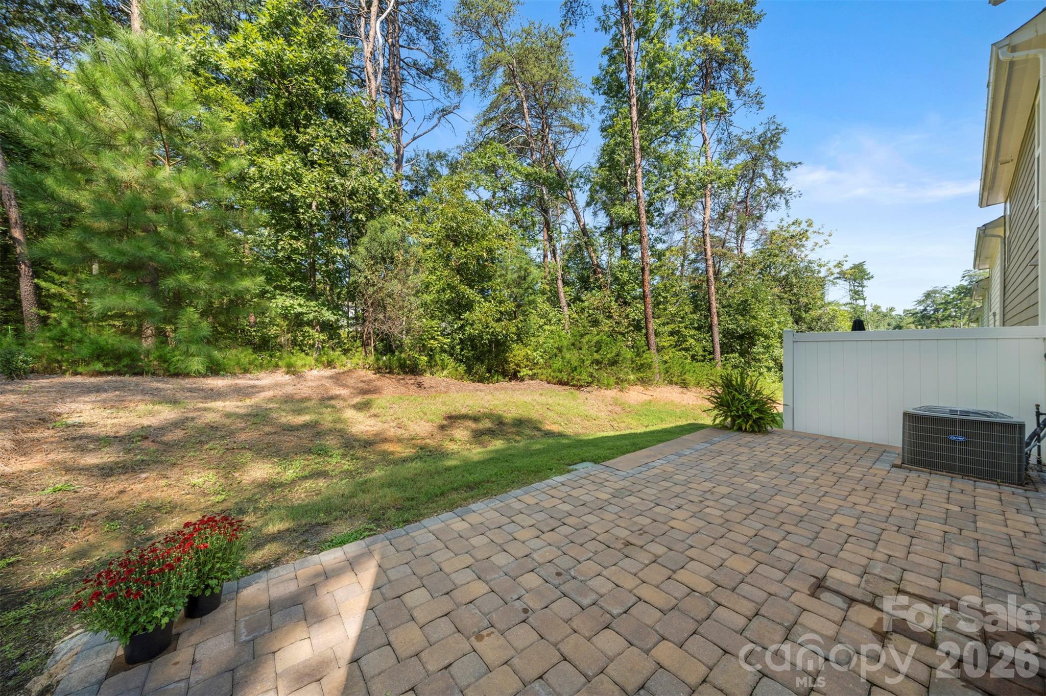 1115 Streamside Lane — York
